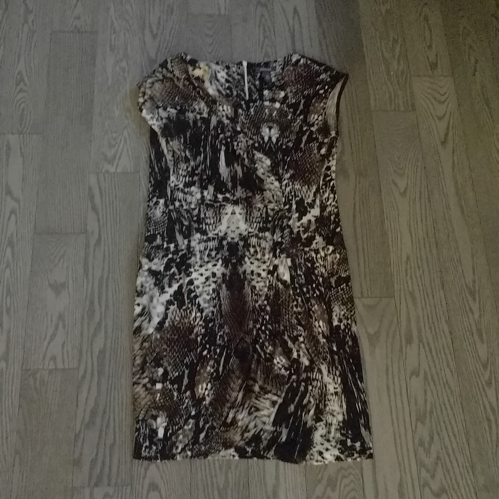 Beautiful dress by Kenneth Cole reaction ❤️